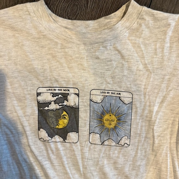 Cotton On Light Gray Graphic Tee - Picture 2 of 3